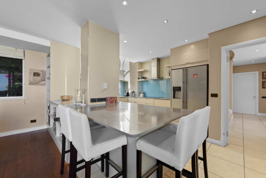 4 Bedroom Property for Sale in Camps Bay Western Cape